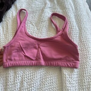 Aritzia TNA butter sports bra